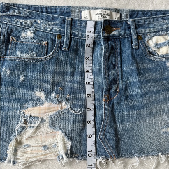 Y2K Abercrombie & Fitch Distressed Denim Micro Mini Skirt Size 25 Low Rise - Picture 8 of 11